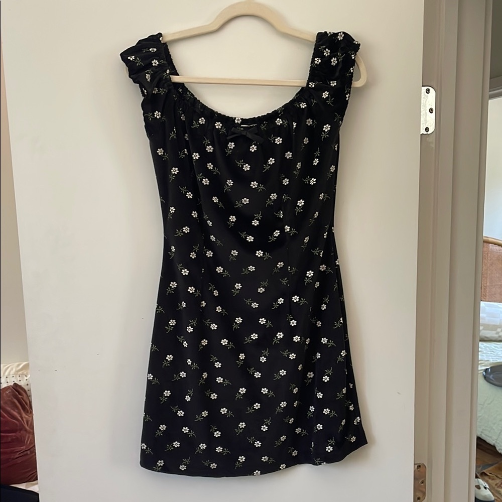 Floral Black Mini Dress by Everwear